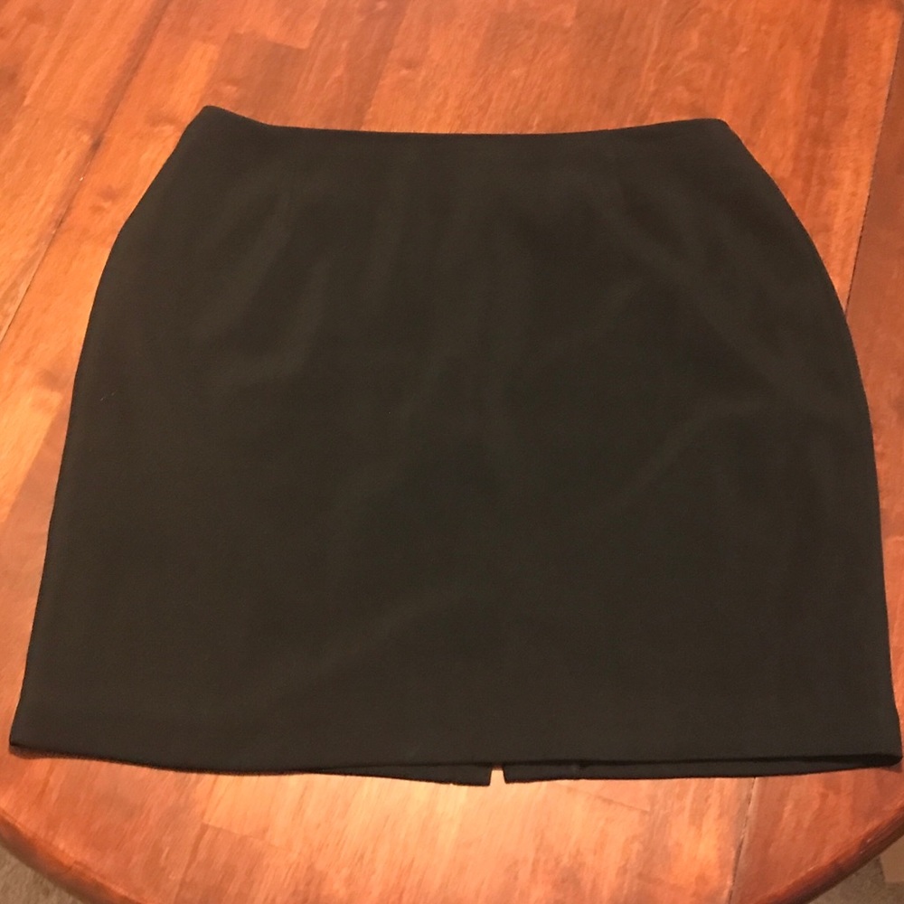 Alia Skirt